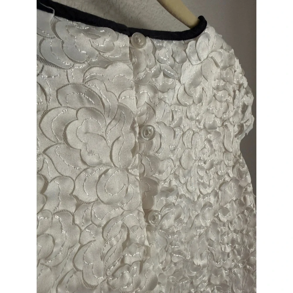 babyGap Rosette Dress Kids 5 Years White Excellent 3D Floral Special Occasion